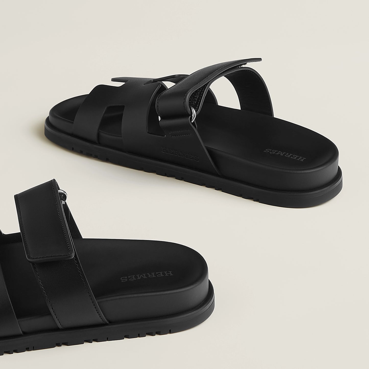 Hermès Chypre Sandal in Noir