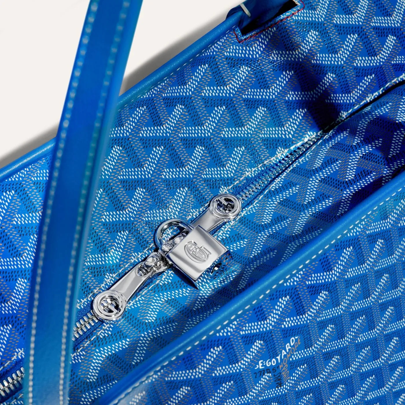 Artois GM Bag