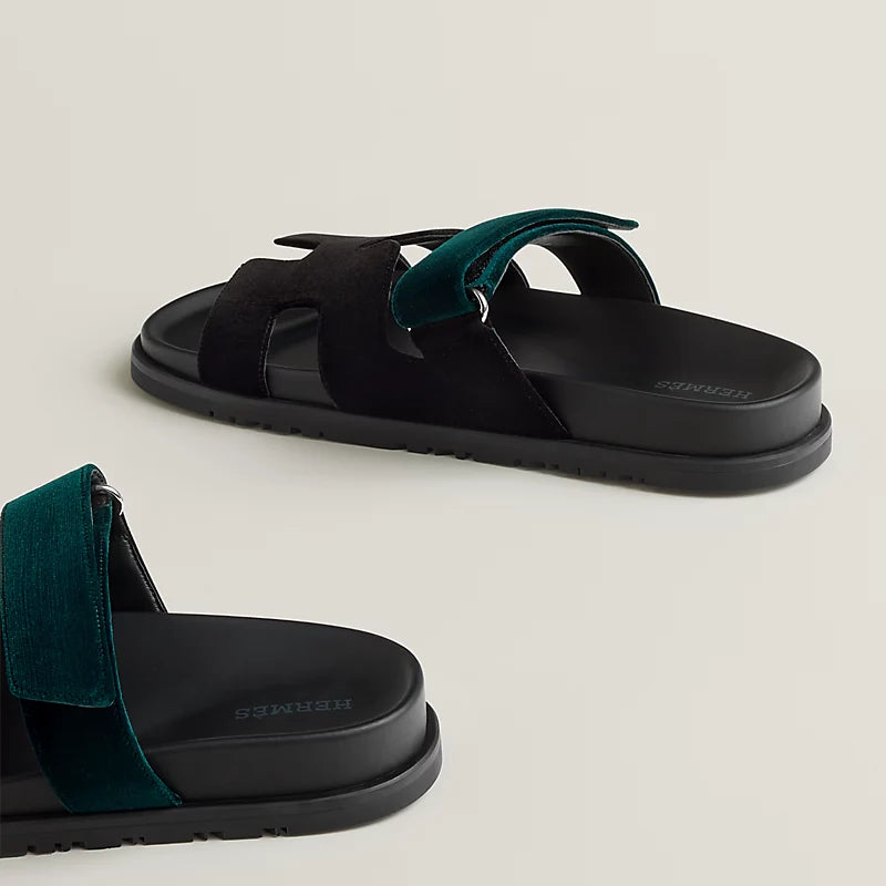 Hermès Chypre Sandal in Noir / Vert Mousse