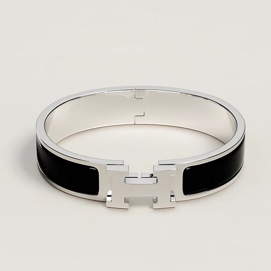 Hermès Clic H Bracelet in Noir