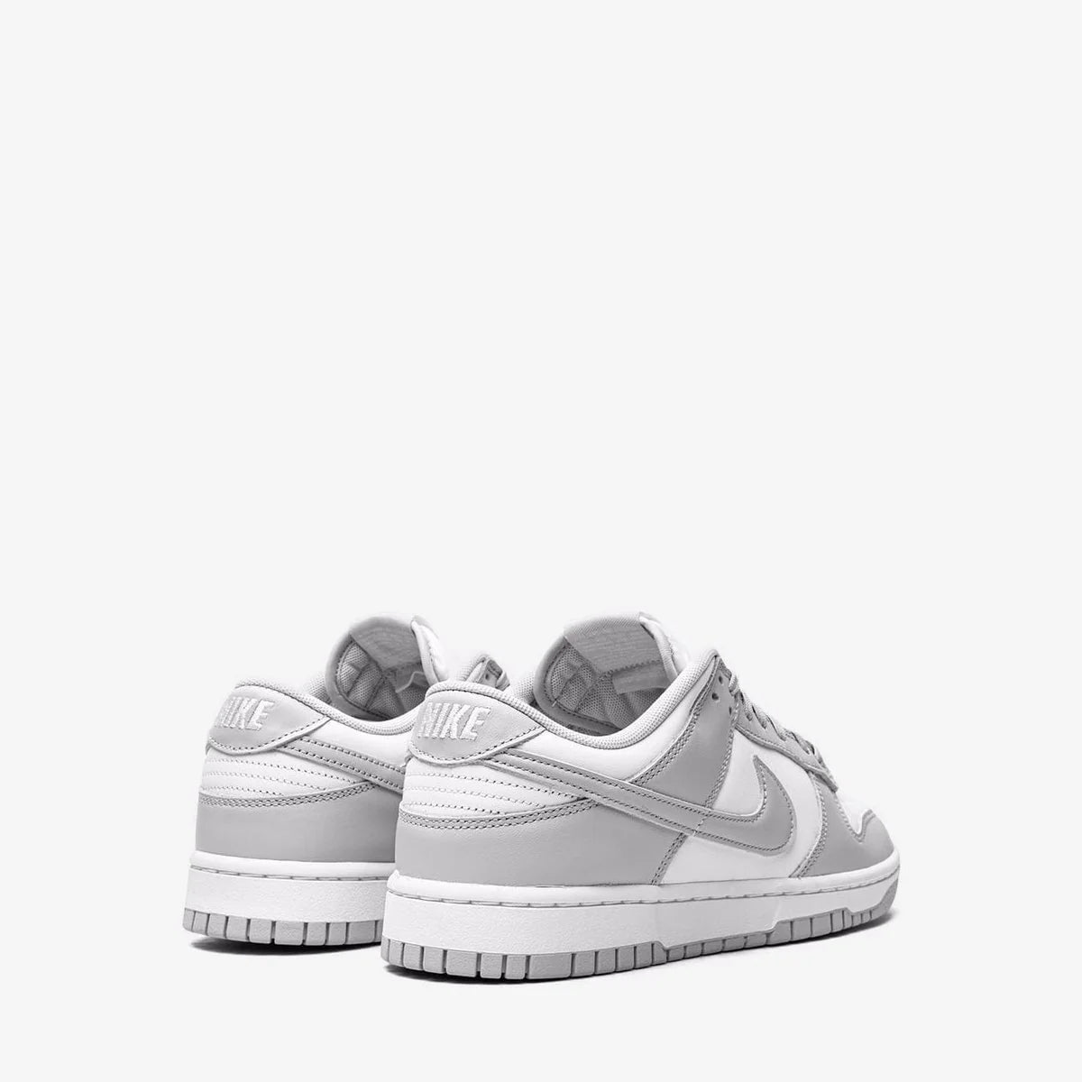Nike Dunk Low “Grey Fog”