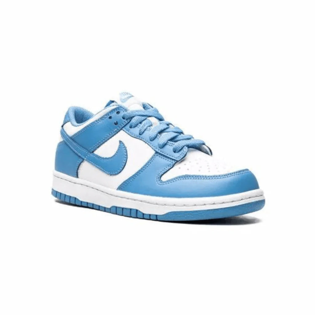 Nike Dunk Low “UNC”