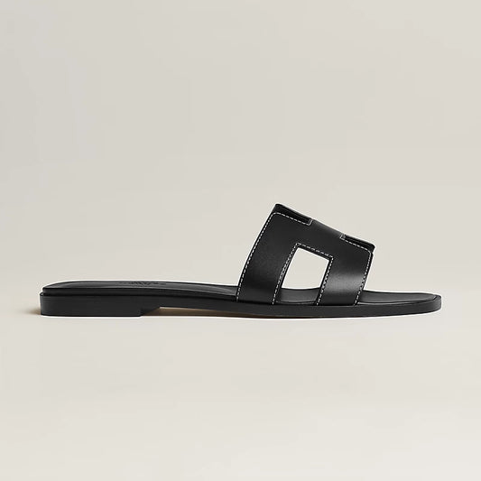 Hermès Oran Sandal in Noir