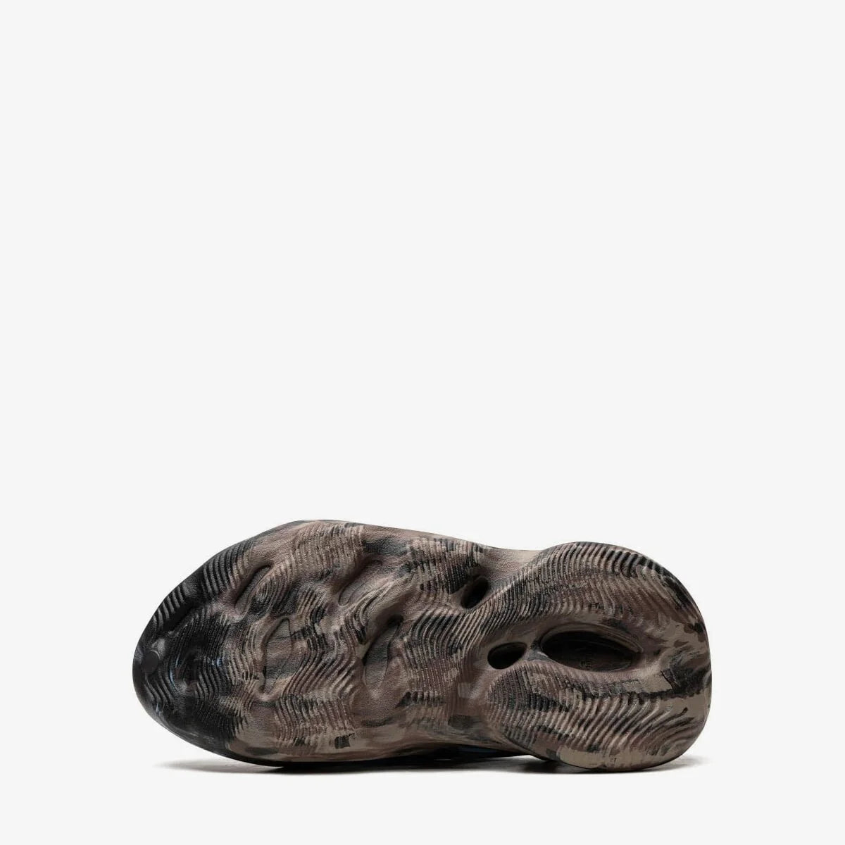 Yeezy Foam RNNR “MX Cinder”