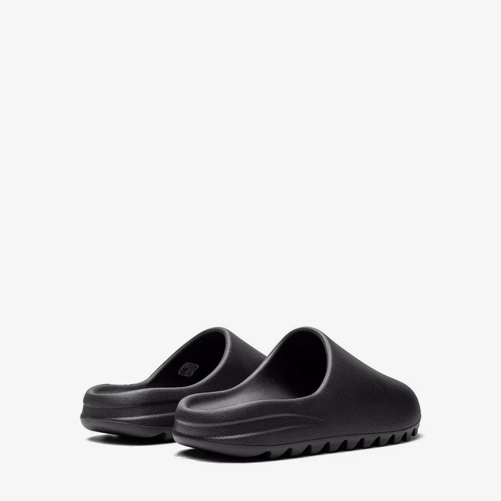 Yeezy slide "Onyx"
